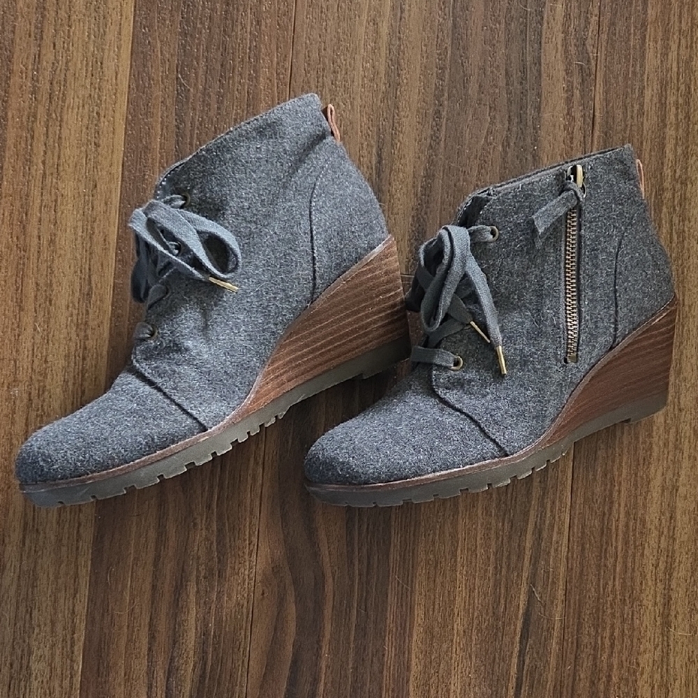 Dr Scholls Gray Wedge Ankle Boots with Side Zipperđ„Buy2Get1Freeđ„ - Picture 2 of 5